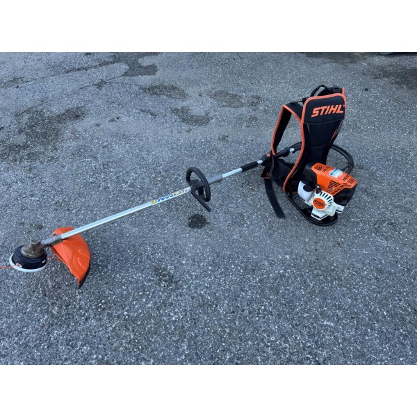 Brukt Stihl FR 131 T ryggbåren trimmer/ kombisag